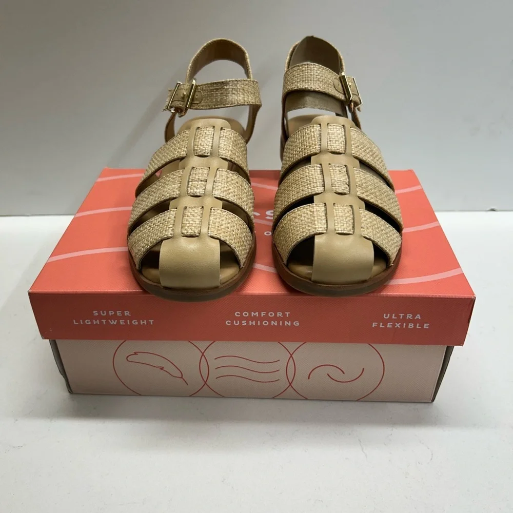 Easy Spirit Women's Beige Sandals Size 8‎